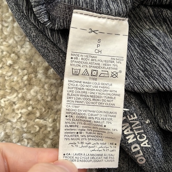 Old Navy Active Leggings - Picture 3 of 4